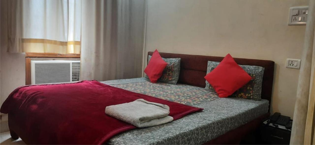 Anh Hotel Лакхнау Екстер'єр фото